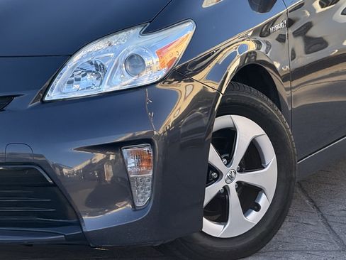 Used 2015 Toyota Prius Two FWD image 6
