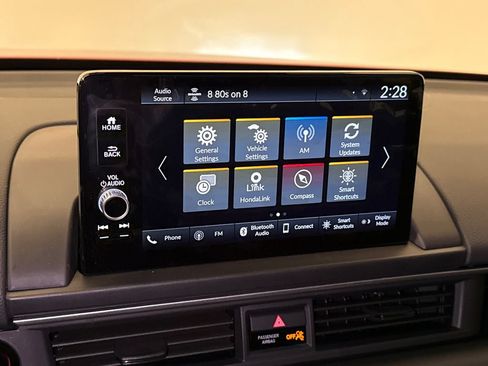 Used 2025 Honda Pilot EX-L image 25