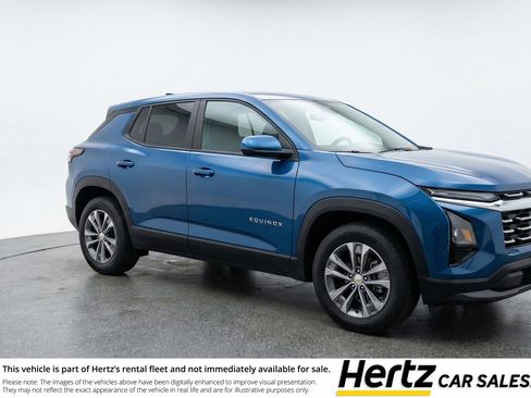 Used 2025 Chevrolet Equinox LT FWD image 1