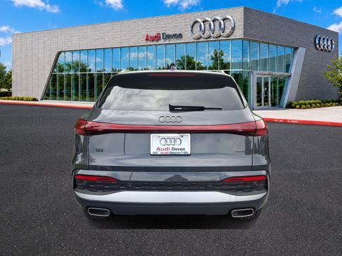 Used 2025 Audi Q5 Premium w/ Convenience Package AWD/4WD image 5