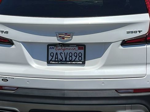 Used 2022 Cadillac XT4 Premium Luxury w/ Enhanced Visibility Package FWD image 6