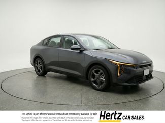 Used 2025 Kia K4 LXS video 1
