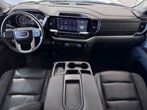 Certified 2025 GMC Sierra 1500 SLT AWD/4WD image 13
