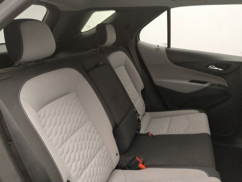 Used 2020 Chevrolet Equinox LS w/ LS Convenience Package FWD image 19