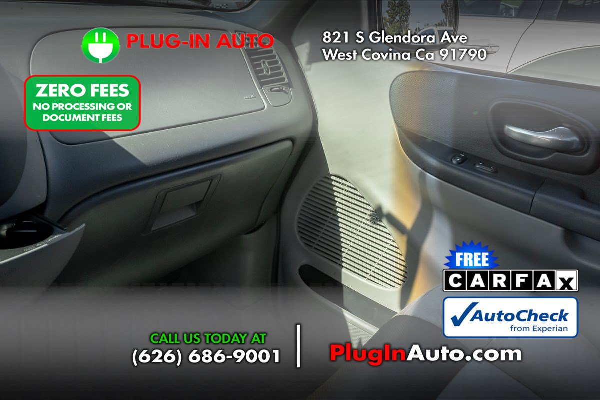 Used 2003 Ford F150 Lightning RWD image 18