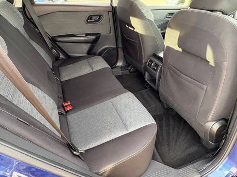 Certified 2021 Nissan Rogue S image 33