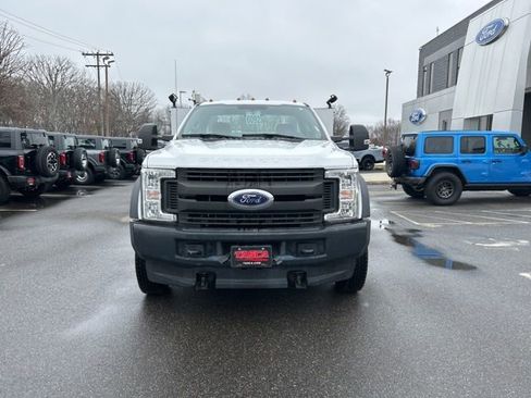 Used 2019 Ford F450 XL w/ Power Equipment Group image 2