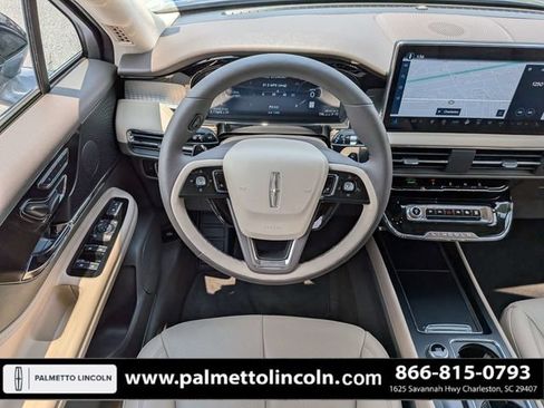 Used 2023 Lincoln Corsair FWD w/ Equipment Group 101A image 16