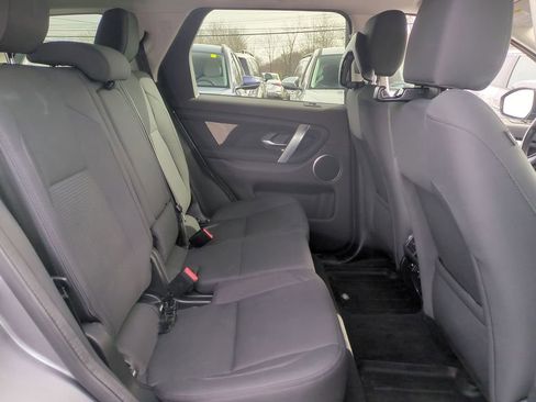 Used 2020 Land Rover Discovery Sport image 25