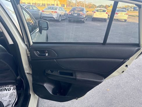 Used 2014 Subaru Crosstrek 2.0i Limited image 17