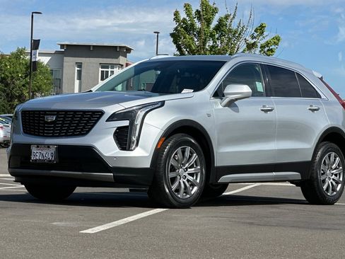 Used 2020 Cadillac XT4 Premium Luxury AWD/4WD image 8