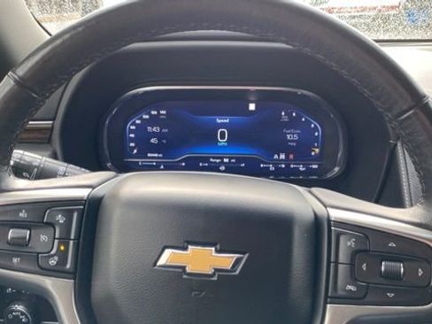 Used 2022 Chevrolet Tahoe Premier w/ Premium Package image 31