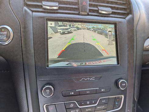 Used 2019 Ford Fusion SE w/ Equipment Group 151A FWD image 23