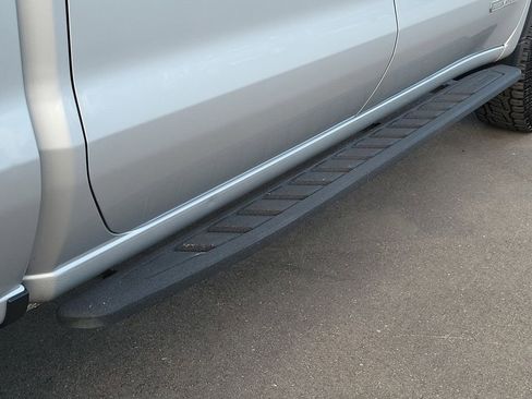 Used 2022 GMC Sierra 1500 Elevation w/ LPO, Elevation Black Package image 18