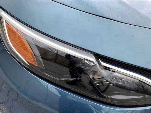 Used 2024 Chevrolet Malibu LT image 30