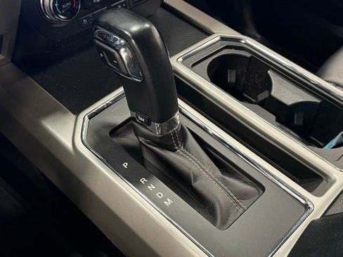 Used 2020 Ford F150 Lariat w/ Equipment Group 502A Luxury image 33