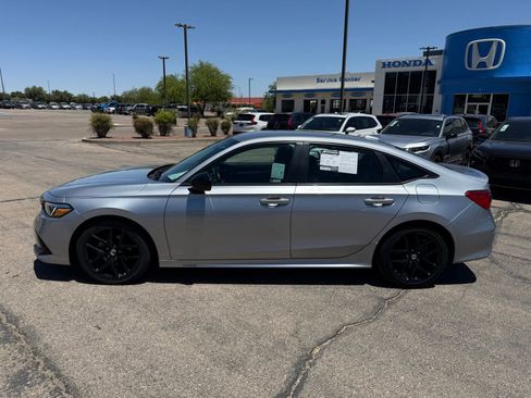 Used 2024 Honda Civic Sport image 10