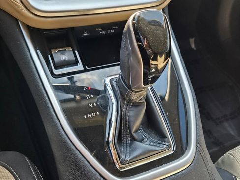 Used 2022 Subaru Outback Premium image 23