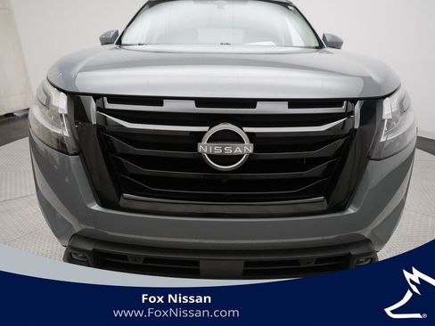 Certified 2023 Nissan Pathfinder Platinum image 23