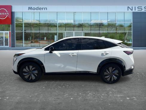 Certified 2024 Nissan Ariya AWD image 8