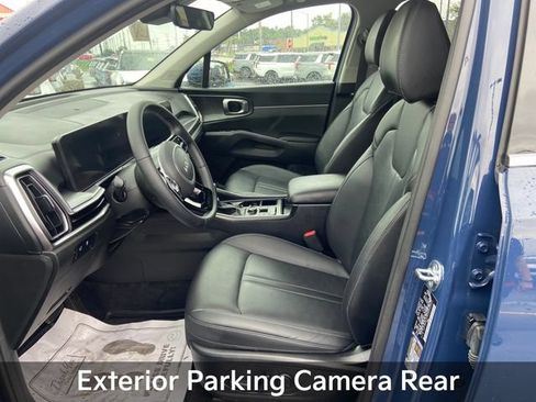 Used 2025 Kia Sorento EX w/ Panoramic Sunroof Package AWD/4WD image 13