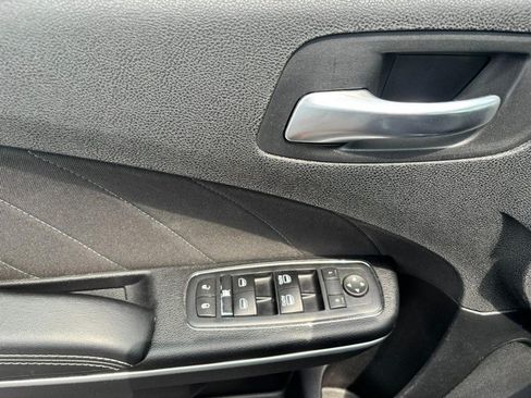 Used 2016 Dodge Charger SXT w/ Navigation & Travel Group RWD image 15