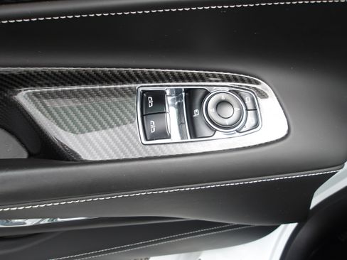 Certified 2022 Chevrolet Corvette Stingray Premium Cpe w/ Z51 Performance Package image 12