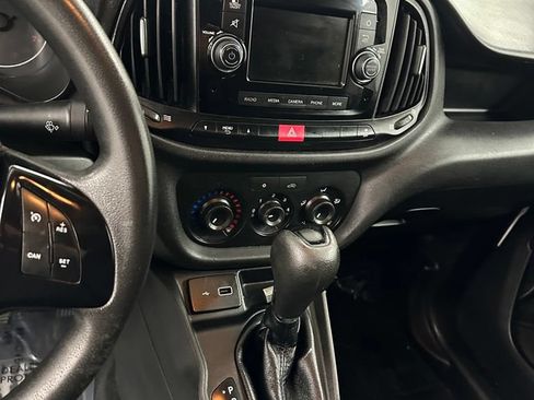 Used 2022 RAM ProMaster City Tradesman FWD image 15