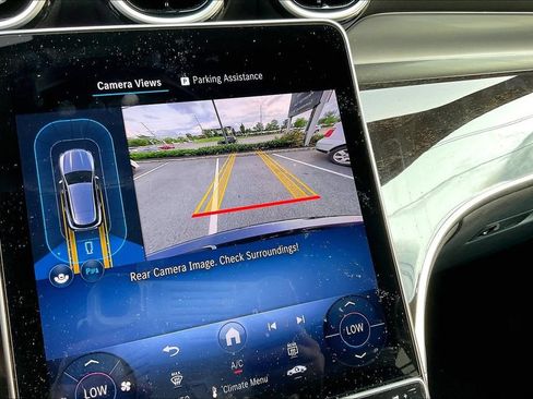 Certified 2025 Mercedes-Benz GLC 350e 4MATIC image 4