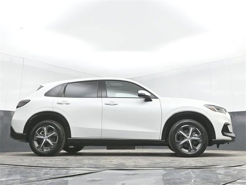 Used 2023 Honda HR-V EX-L image 47