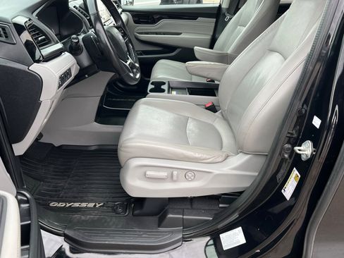 Used 2019 Honda Odyssey Elite image 17