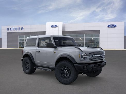 New 2026 Ford Bronco Badlands AWD/4WD image 7