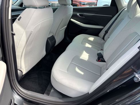 Certified 2026 Hyundai Sonata SE FWD image 11