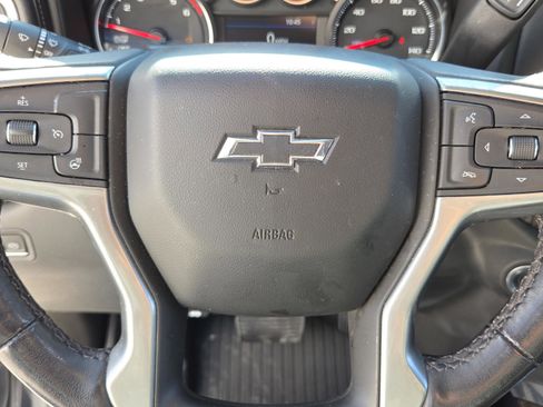 Used 2021 Chevrolet Silverado 1500 LT Trail Boss w/ Convenience Package II image 15