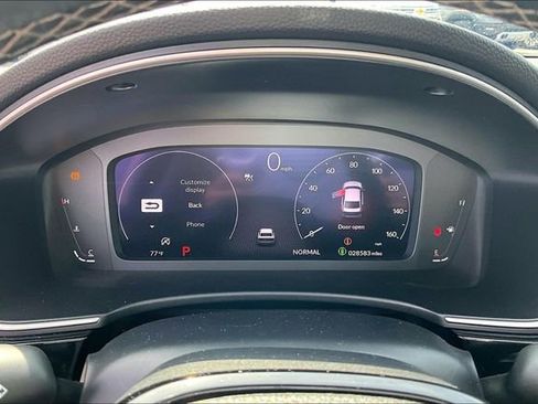 Used 2022 Honda Civic Touring image 12