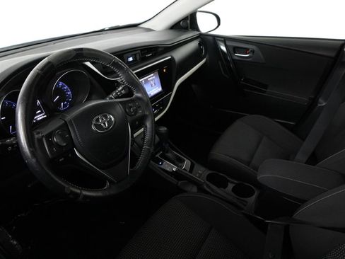 Used 2017 Toyota Corolla iM FWD image 6