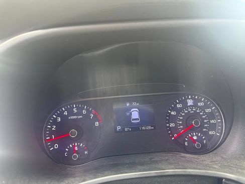 Used 2020 Kia Soul LX FWD image 10
