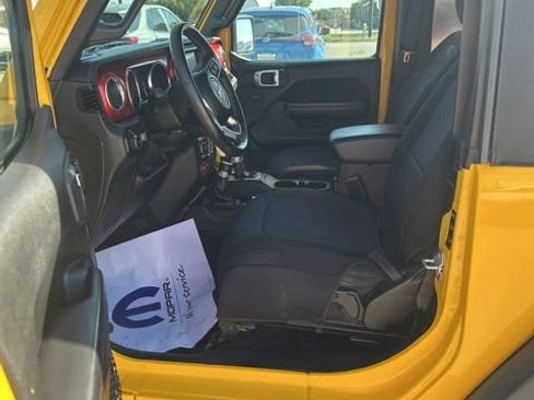 Used 2020 Jeep Wrangler Rubicon image 5