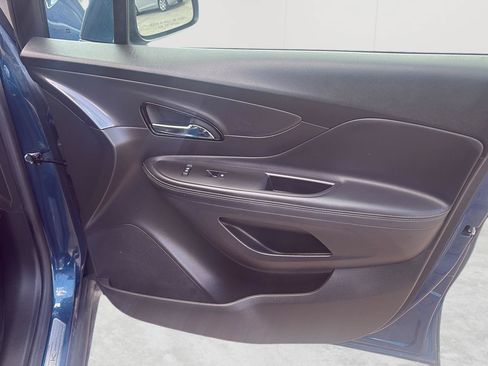 Used 2020 Buick Encore Preferred w/ Safety Package FWD image 27