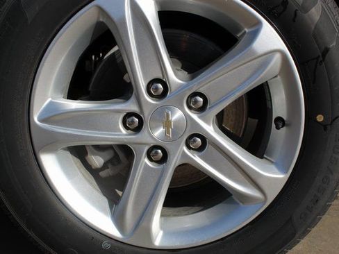 Used 2024 Chevrolet Malibu LS image 21