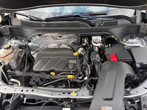 Used 2025 Chevrolet Trax LT image 31