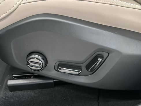 New 2026 Volvo XC60 T8 Plus w/ Protection Package Premier image 24