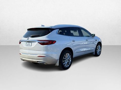 Used 2021 Buick Enclave Essence w/ Sound and Sites Package image 6
