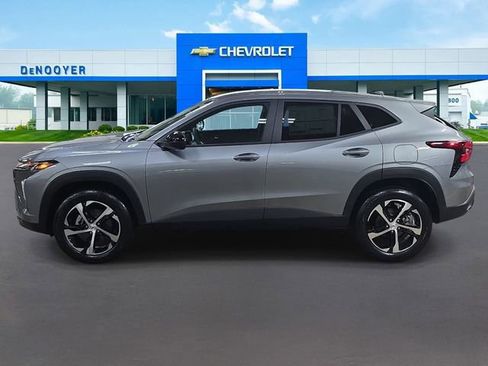 New 2026 Chevrolet Trax RS w/ Driver Confidence Package FWD image 10