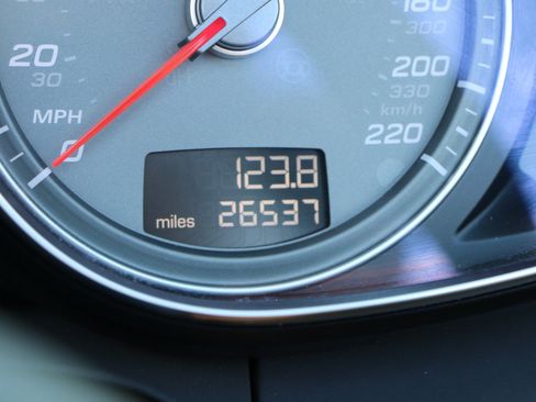 Used 2011 Audi R8 V8 AWD/4WD image 25
