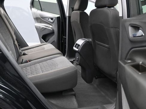 Used 2023 Chevrolet Equinox LT FWD image 18