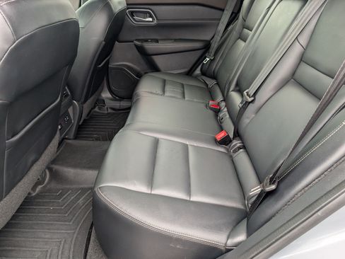 Used 2021 Nissan Rogue SL FWD image 30