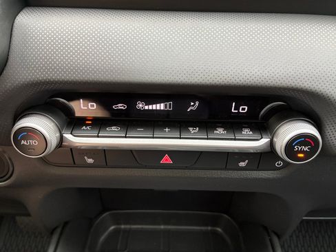 Certified 2025 MAZDA CX-50 AWD 2.5 S w/ Weather Package image 18