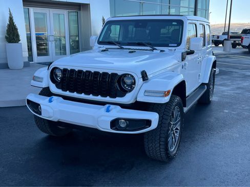 Used 2024 Jeep Wrangler High Altitude image 2