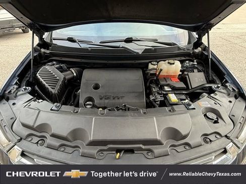 Used 2023 Chevrolet Traverse LT w/ Rear Camera Mirror Package AWD/4WD image 35